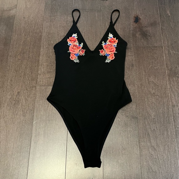 H&M Black Bodysuit with Floral Print - Picture 1 of 2